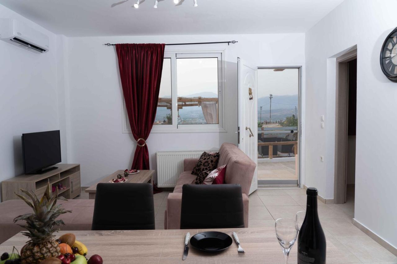 Haritos Holidays Home Pombia Экстерьер фото