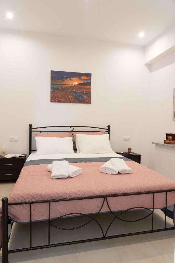 Haritos Holidays Home Pombia Экстерьер фото