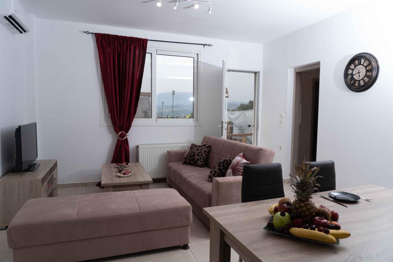 Haritos Holidays Home Pombia Экстерьер фото